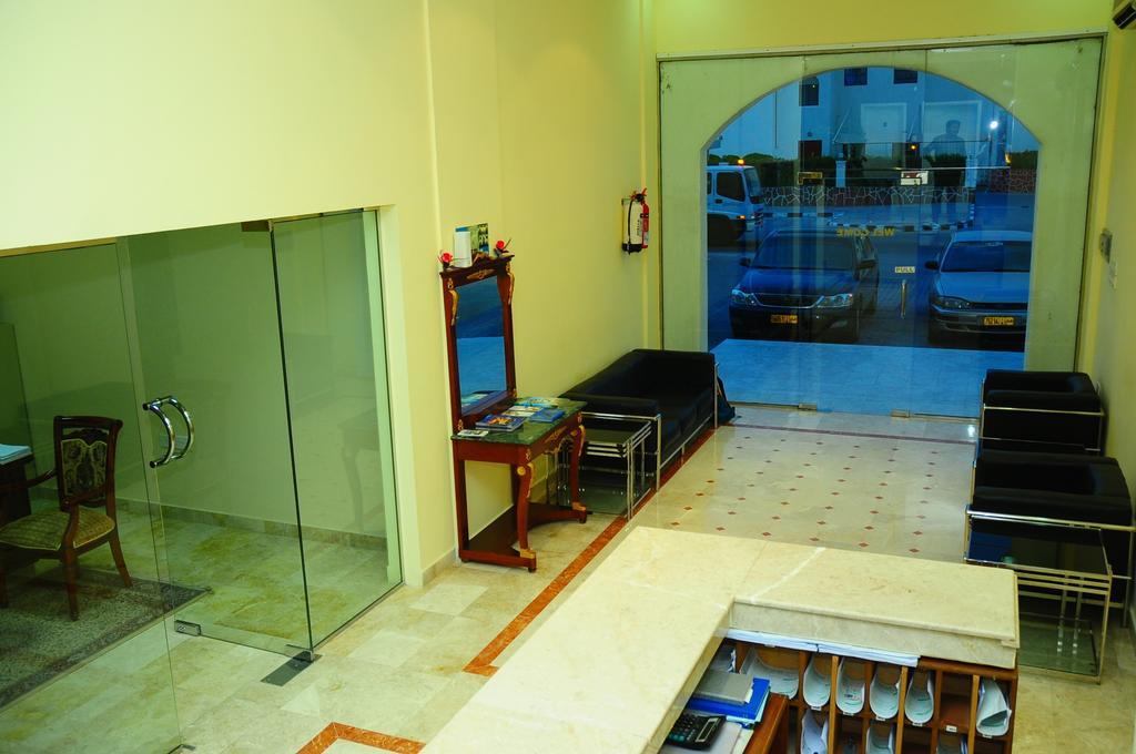 Al Faisal Hotel Suites Sur Ngoại thất bức ảnh